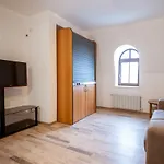 Bucharest Boutique By Jullie